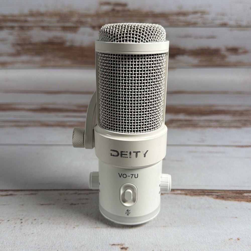 Deity Microphones VO-7U Dynamic USB Microphone White Used No Accessories